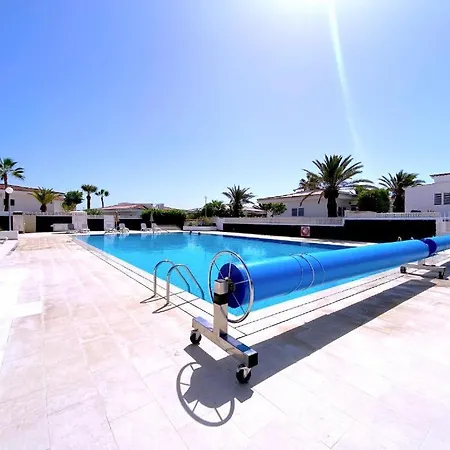 Parque Albatros طوستا ديل سيلونثيو